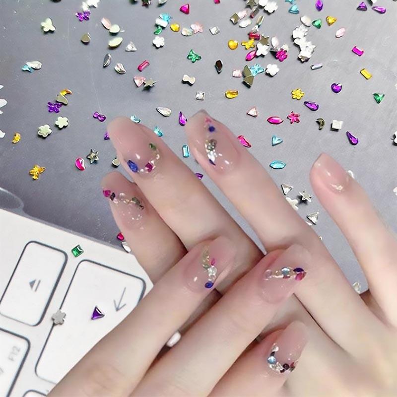 New 100/200/300pcs Rhinestones for Nails Jewel V Cut Stone Nail Diamonds Rhinestones Crystal Mini Ribbon Parts MJZ01