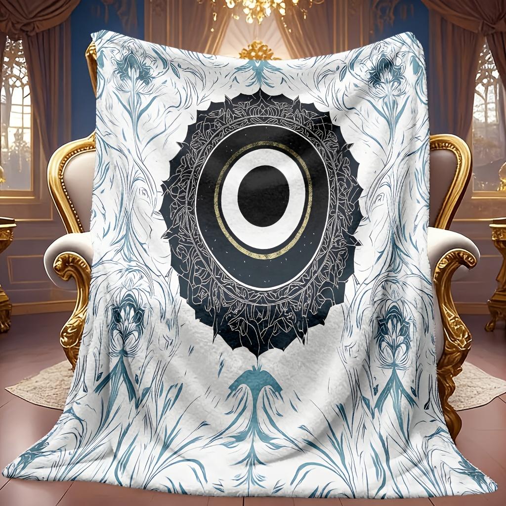 Cozy And Enchanting Fleece Blanket Featuring a High-Definition Digital Print of an Eye Pattern. Ideal for All Seasons, This Soft And Breathable 100% P