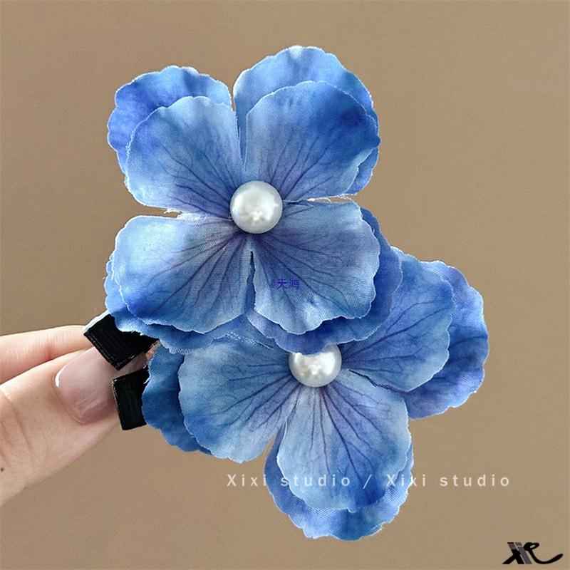 Blue Beach Floral Hair Clip - Elegant Headwear & Side Hairpin Accessory