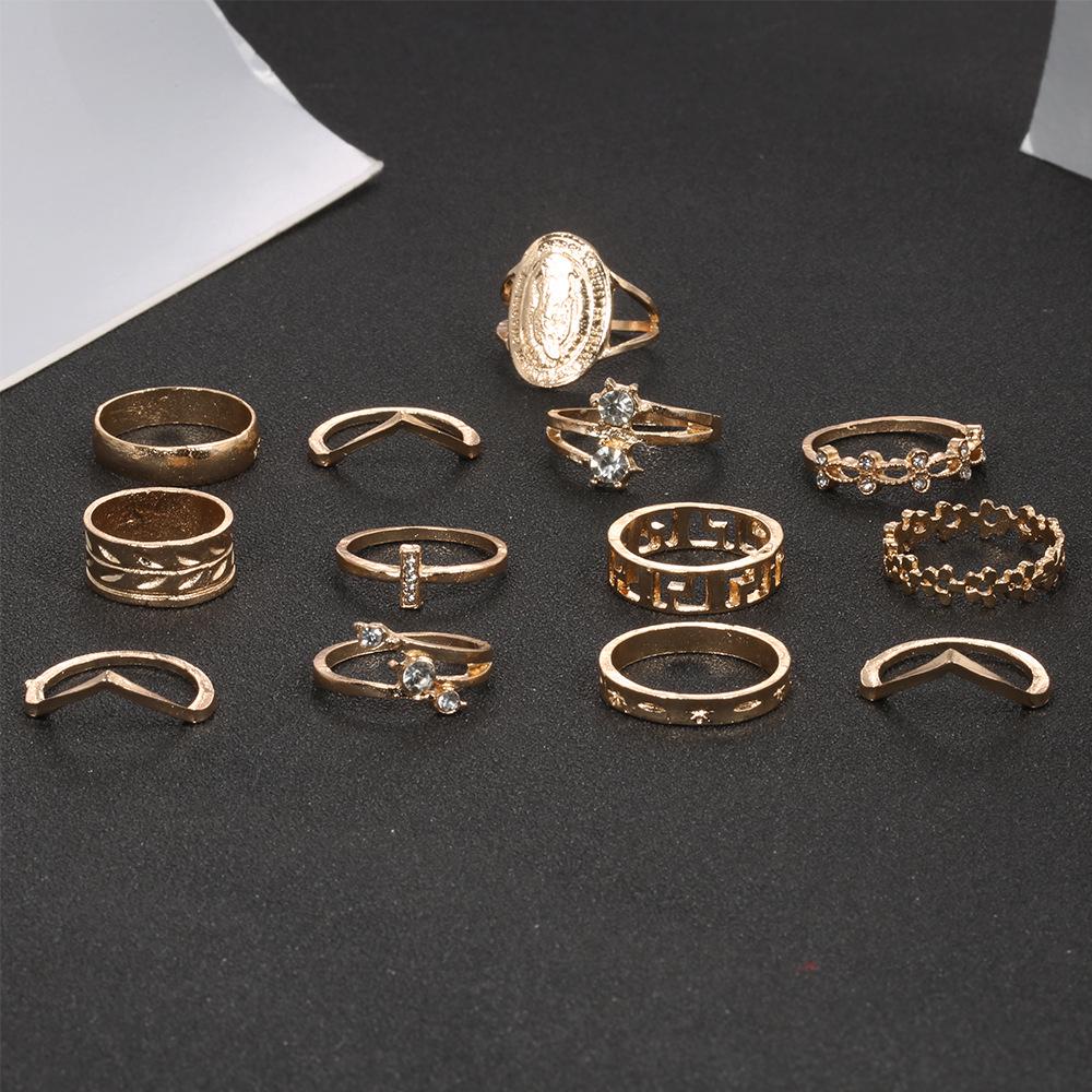 Madonna Summer Hit: 13-Piece English Diamond and Simple Flower Leaf Joint Ring Set