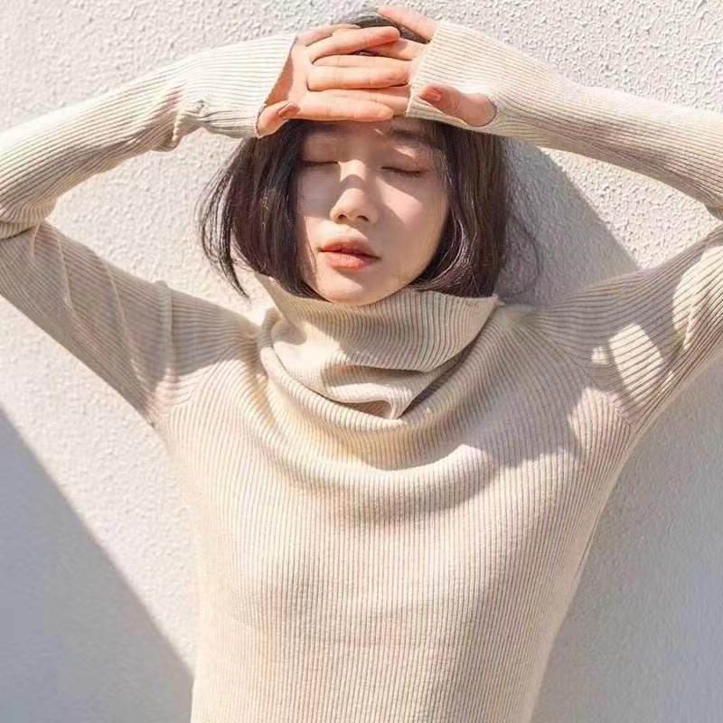 A New High-neck Base Layer for Women's Autumn and Winter, Featuring A Warm Long-sleeved, Slimming and Form-fitting Finger Knitted Top