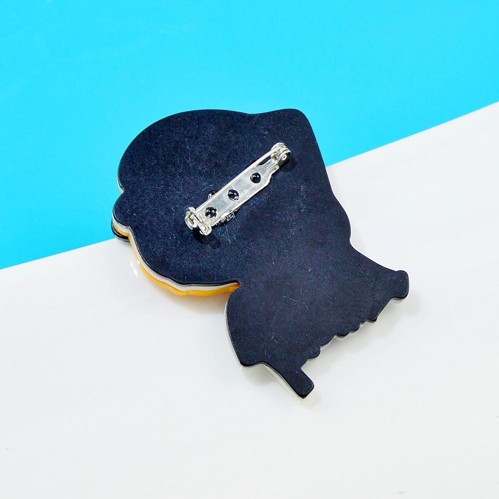 Nouvelle arrivée acrylique mignon porter casquette fille broche broche cheveux blonds dame acétate fibre bijoux haute qualité cadeau