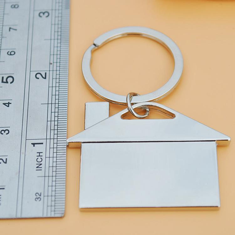 Portachiavi in Metallo a Forma di Casa Personalizzato per Regali Promozionali Immobiliari - Personalizzabile con Nome e Logo Incisi al Laser