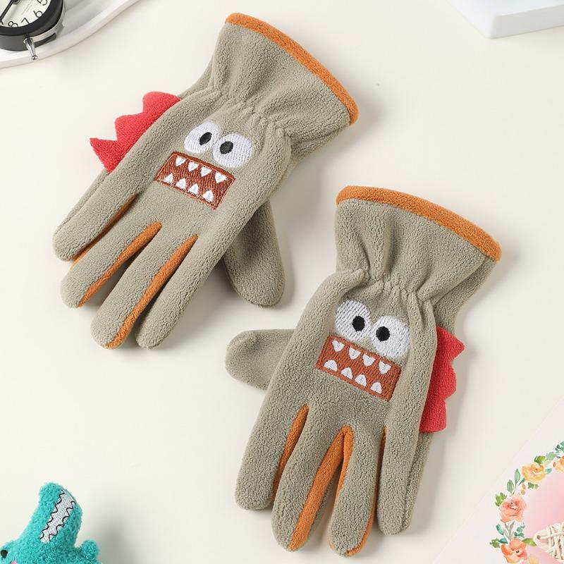 Children's men's and women's velvet autumn and winter Austrian velvet students riding skin-friendly outdoor warm and cold-proof cute cartoon gloves