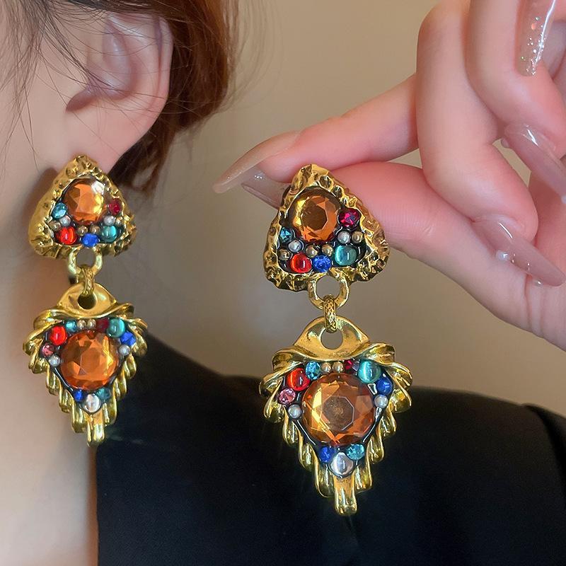 Real Gold-Plated Silver Needle Heart-Shaped Freshwater Pearl Earrings, Vintage Chinese Style