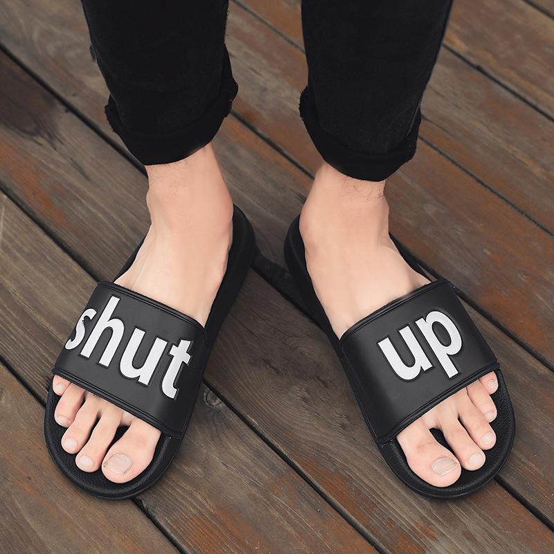 Übergröße Herren Letter Print Hausschuhe Lässige Badezimmer Badesandalen Indoor Outdoor Schuhe Weiche Sohle Flip Flop Zapatos De Hombre