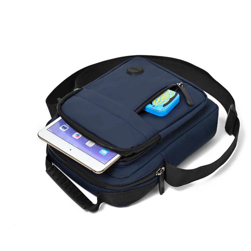 Men's Handbag Commuter Business Shoulder Bag Outdoor Travel Crossbody Bag