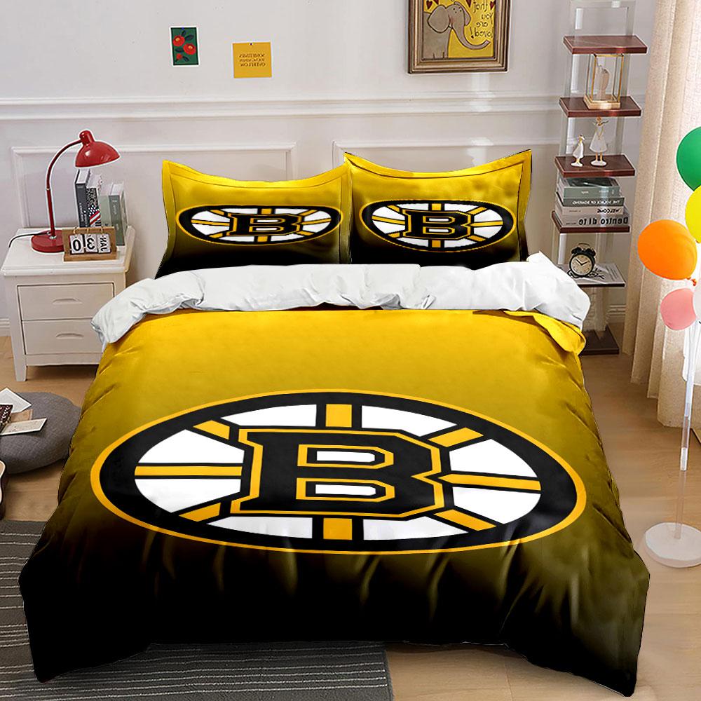 Golden Black "B" Emblem Design Print Bedding Set Duvet Cover Pillowcases (1* Duvet Cover 2* Pillowcases Do Not Include Comforter)