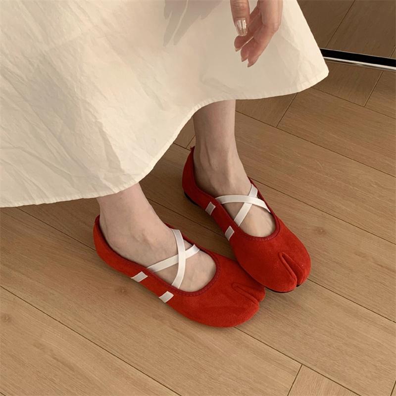 Fashion IPPEUM Tabi Sneakers Ballerina Shoes Women 2025 New Split Toe Ballet Flats