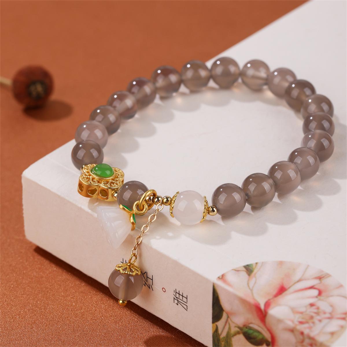 

Браслет-подвеска с натуральным серым агатом и лотосом Браслет-подвеска с серым агатом и лотосом Браслет с одной петлей из натурального агата