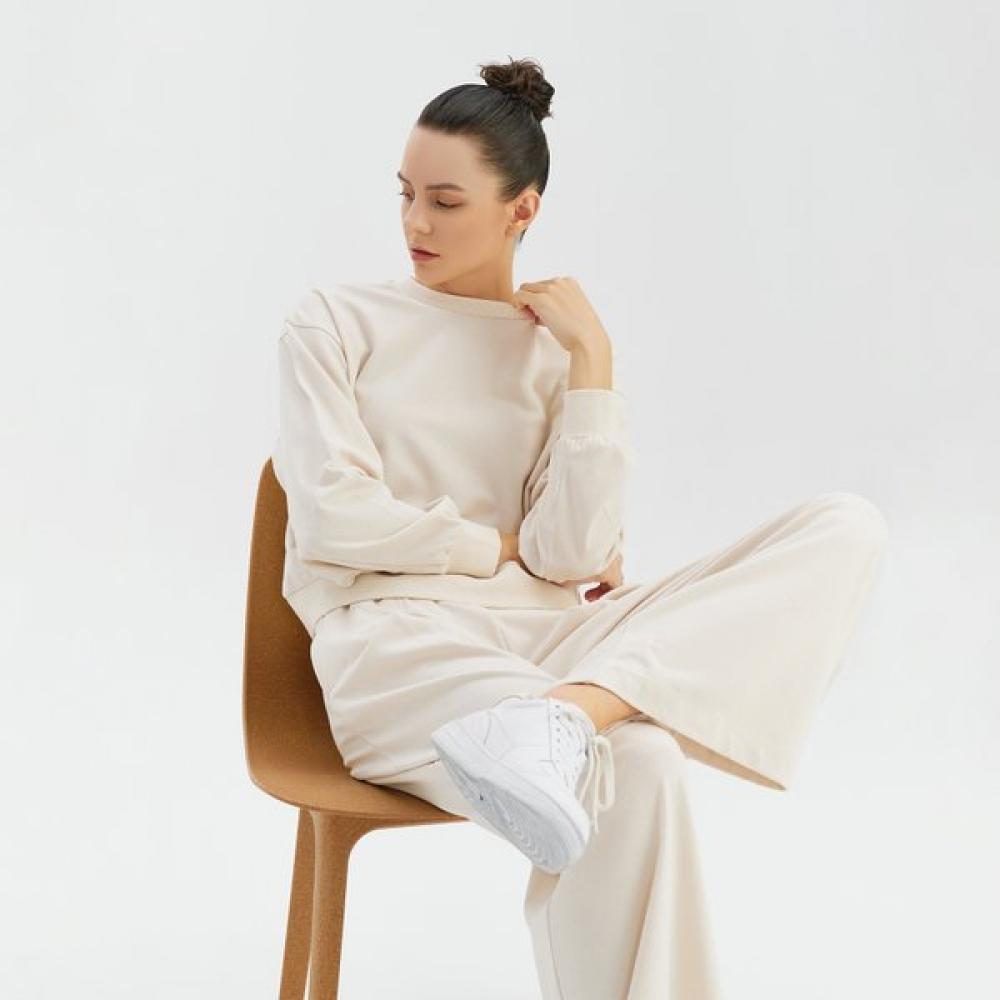 Huit Balloon Sleeve Sweatshirt Htwtp3k01t