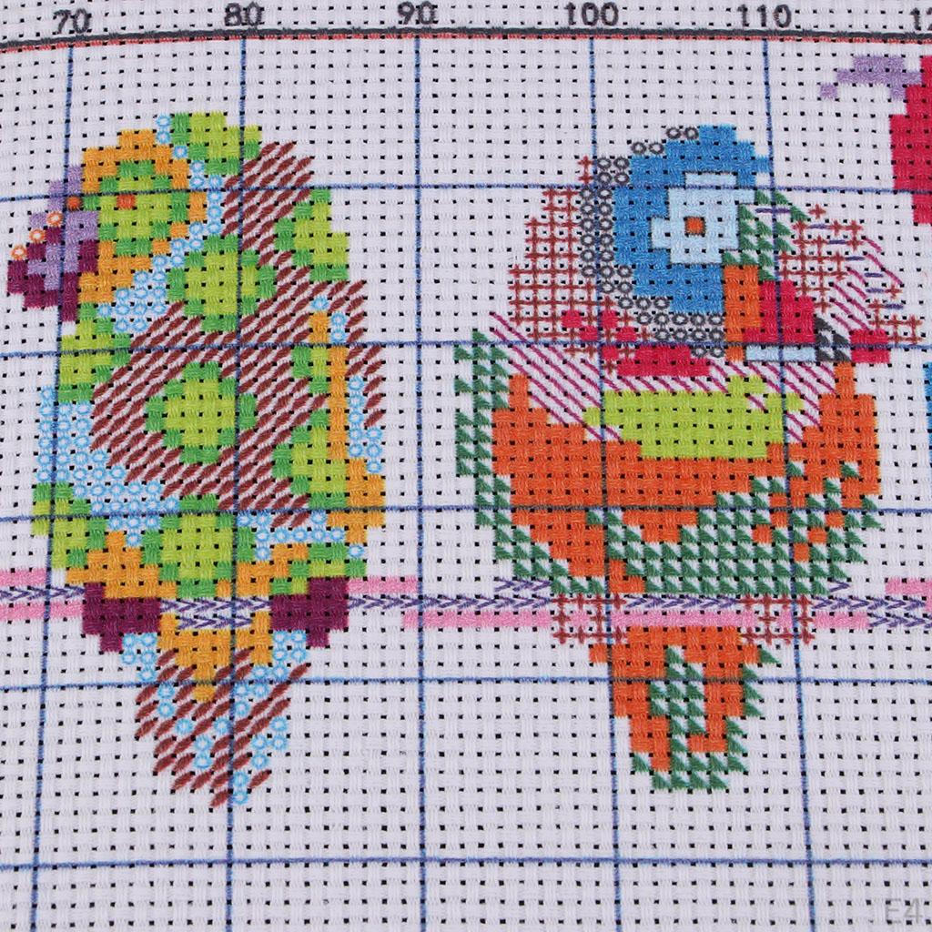 - Set Ricamo Pre-Stampato Pappagalli Colorati