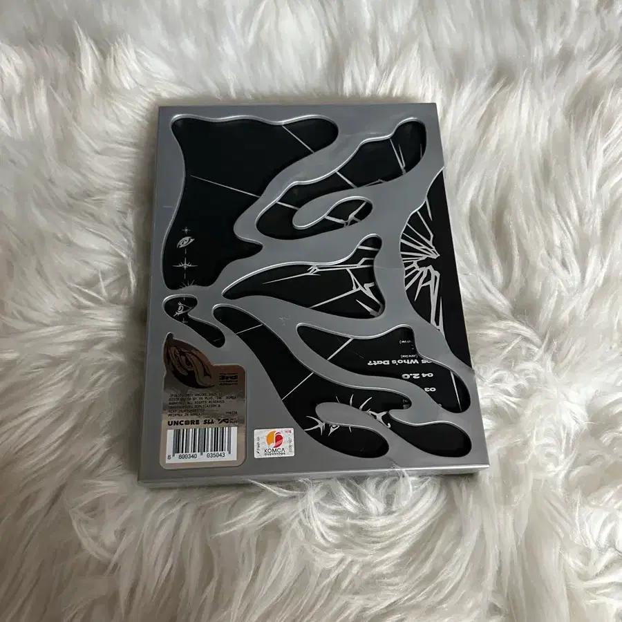 Close Your Blue-Eyes Toon Dragon CYE Clyua Autographed Album