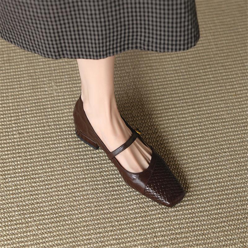Fashion New Spring/autumn Genuine Leather Women Shoes Mary Jane Shoes Square Toe Shoes for Women Fashion Buckle Low Heel Women Pumps