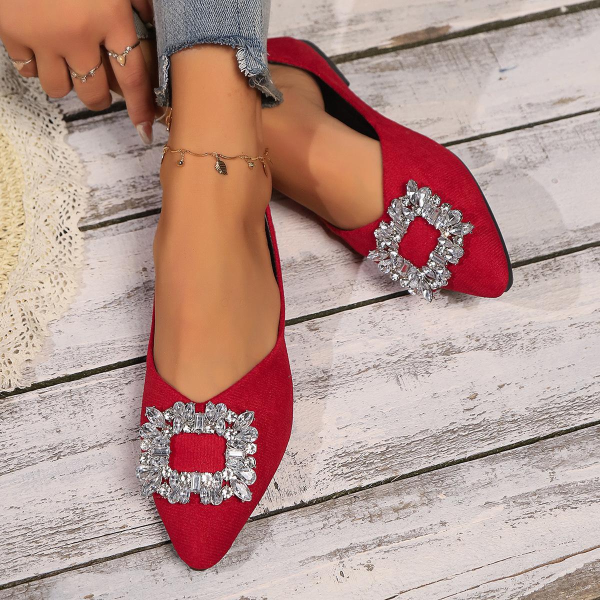 

Осенняя корейская версия модных остроносых ботинок на плоской подошве, модные повседневные туфли больших размеров для женщин 43 красный