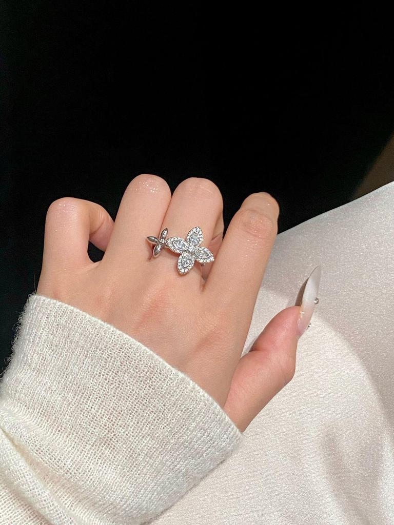 Zircon Lucky Clover Flower Open Ring - Elegant Court Style Exquisite Hand Jewelry