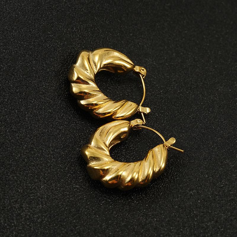 New Stainless Steel U-Earrings Women's Versatile Titanium Steel 18K Gold Earrings Earrings