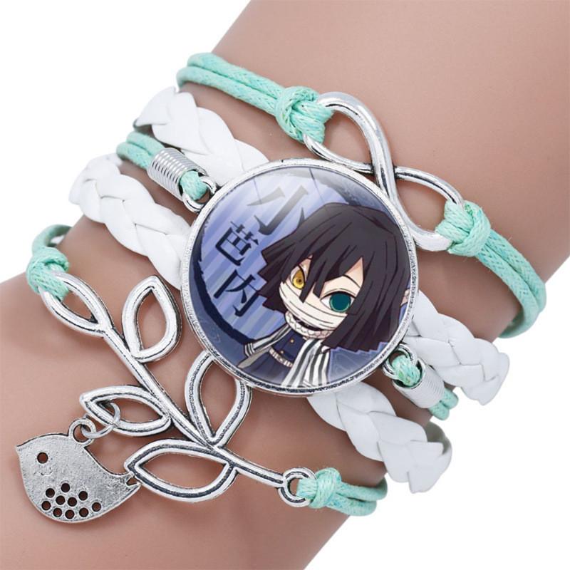Stilvolles Lederarmband mit Nezuko Kamado-Motiv aus Demon Slayer und niedlichen Cartoon-Anhängern.