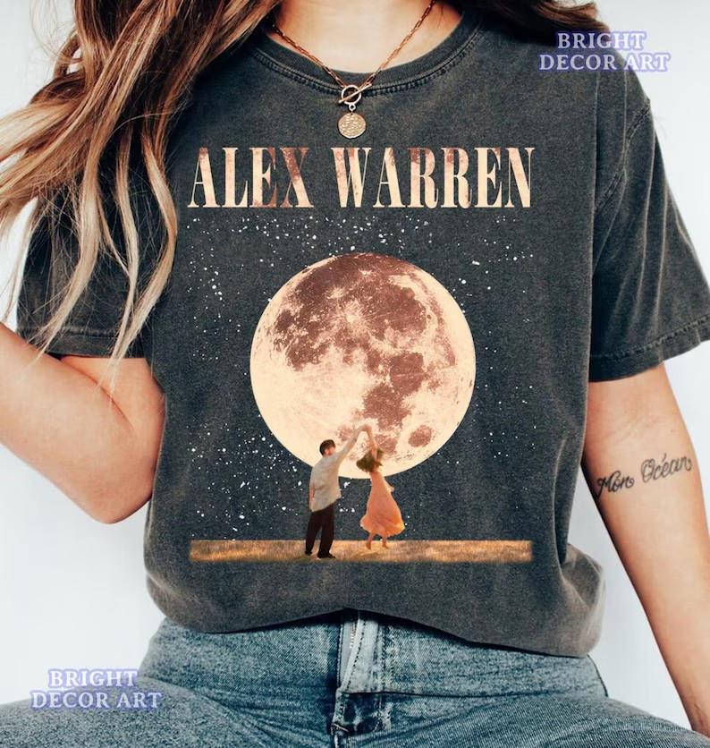 Alex Warren Moon Shirt Alex Warren Tour 2025 Vintage Shirt AN67347 Unisex T-Shirt S