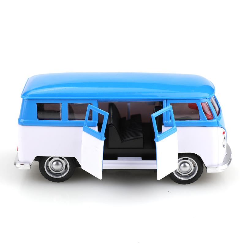 (Insaccato) 1:38 Classico Bus T1 in Lega, Retrò e Raffinato, Un Giocattolo Elegante per Bambini.