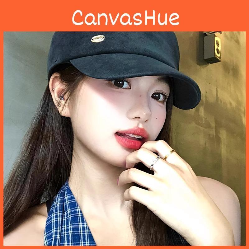 Flat Fashion Women Top Black Suede Beret Hat With Wide Brim And Geometric Style