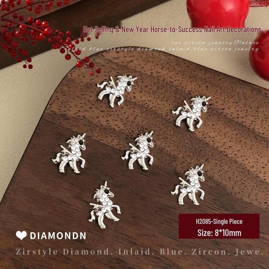 2026 New Year Little Horse Nail Art Decorations - Gold, Silver, and Red Rhinestone Press-on Nail Accessories