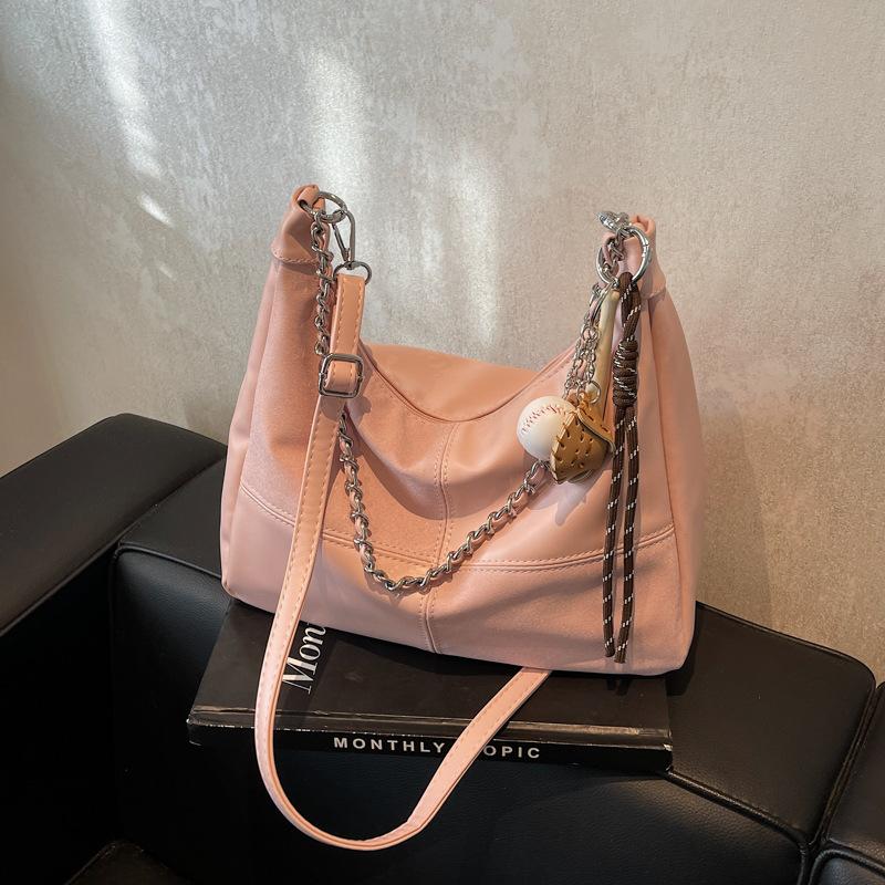 Bag Women's Large-capacity New Messenger Bag Chain Commuter Shoulder Bag