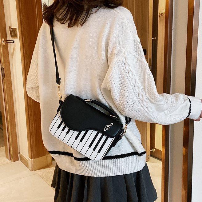 Damen Umhängetasche Piano Black TRB 2364 Einheitsgröße