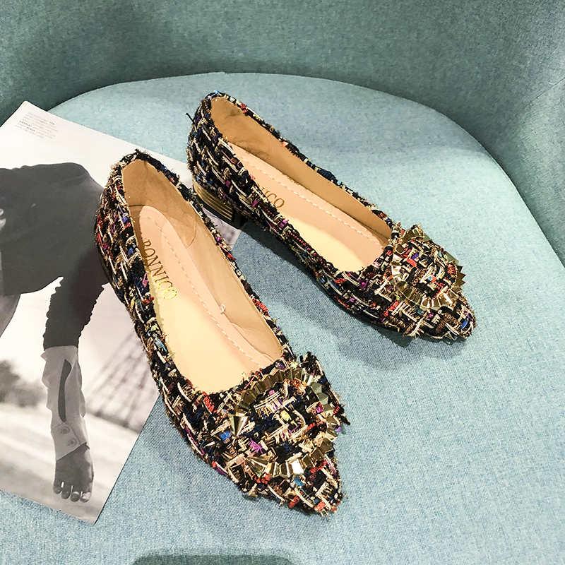 Fashion Thick Heeled Women's Shoes 2024 New Fully Equipped Pointed Flat Shoes Houndstooth Metal Decoration Shallow Mouth Middle Heel