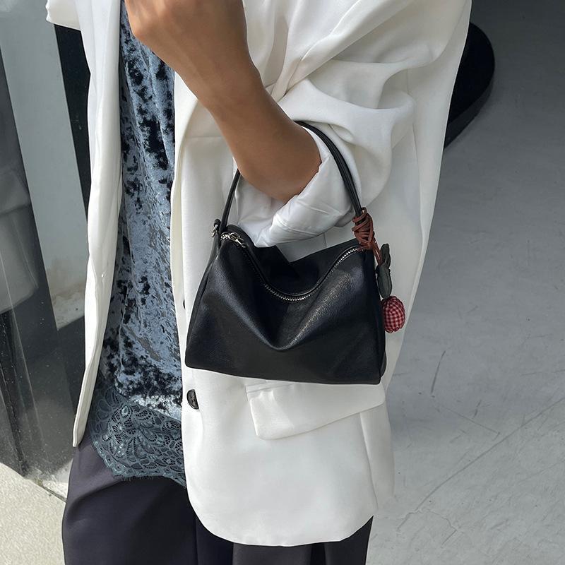 Large-capacity Genuine Leather Pillow Bag, Single-shoulder Crossbody Small Square Bag, Hand-held Lunch Box Bag