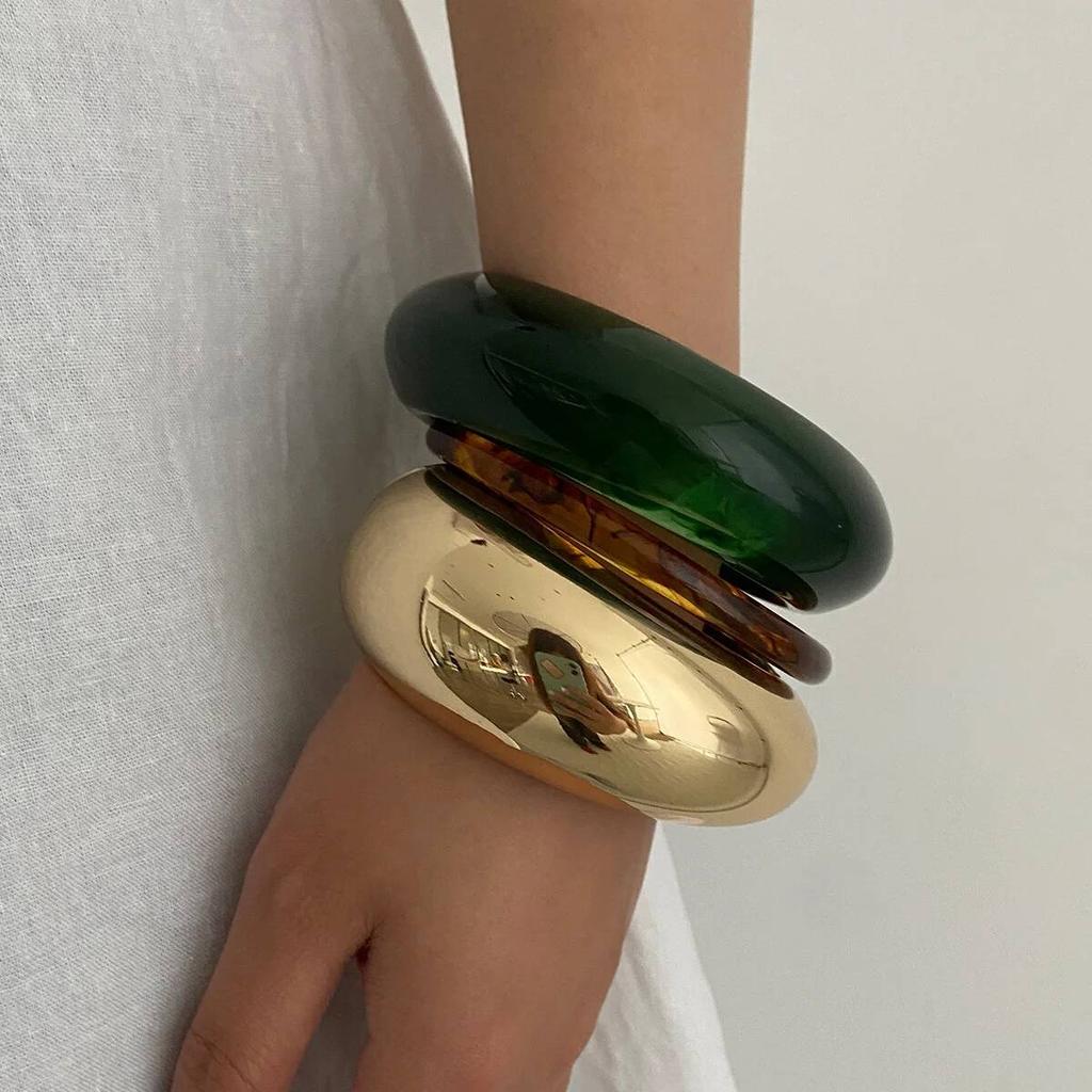 SHIXIN Vintage Resin Acrylic Geometric Circle Bangle for Women Elegant Smooth Metal Chunky Wide Cuff Bracelet Hand Jewelry Gift