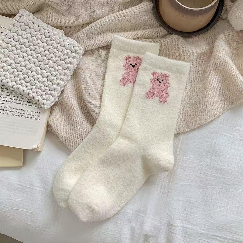Women's Cable Knit Fleece Mid-Calf Socks - Warm, Thick, and Solid Color for Autumn/Winter