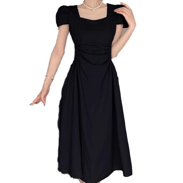 Elegant Korean-Style Pleated Summer Midi Dress with Square Neck and Waist-Cinched A-Line Skirt