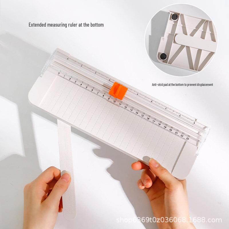 Dětská řezačka papíru A5 s bezpečnostním manuálem pro origami a fotografie.