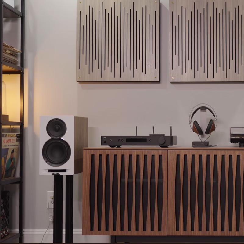 ELAC UBR62 6.5-inch Bookshelf Speakers (CN version)