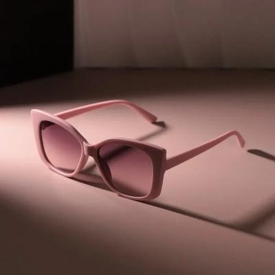 Classic Square Sunglasses Retro Stylish Glasses for Women Men Fashion Minimalist Casual Unisex UV Protection