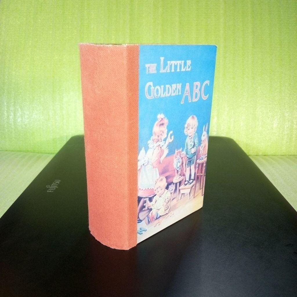 [USED] FAKE BOOKBOX THE LITTLE GOLDEN ABC Accessory case