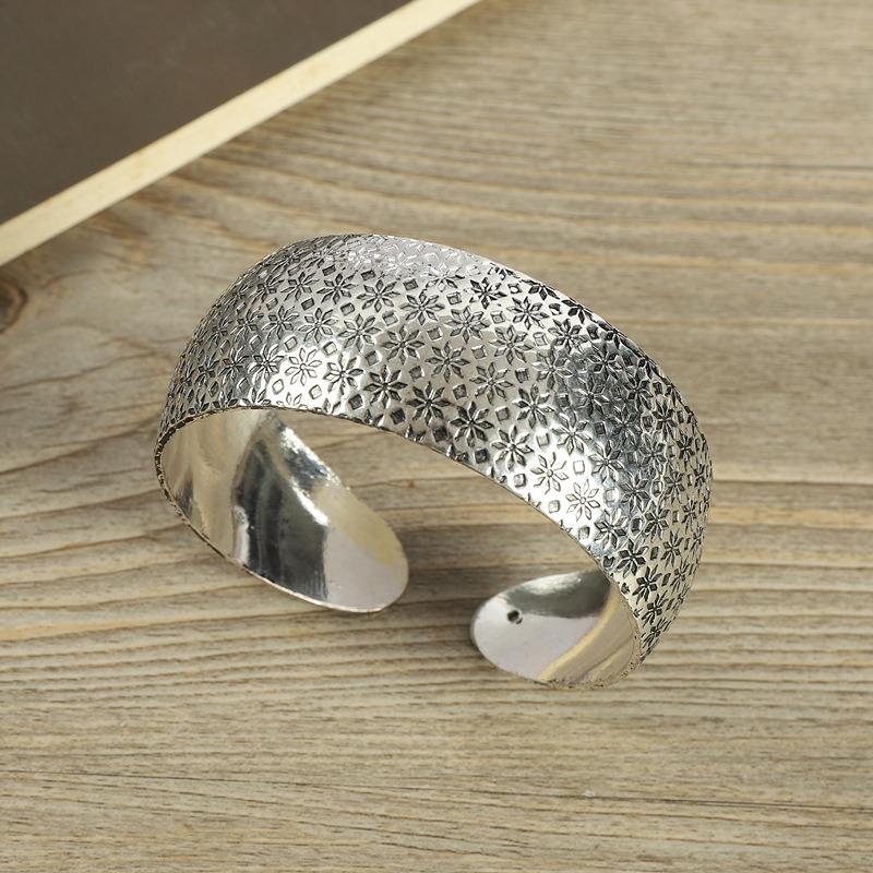 Retro Silver Bracelet Engraved Opening Wide Bracelet Fashionable Personality Miao Silver Old Antique Jewelry