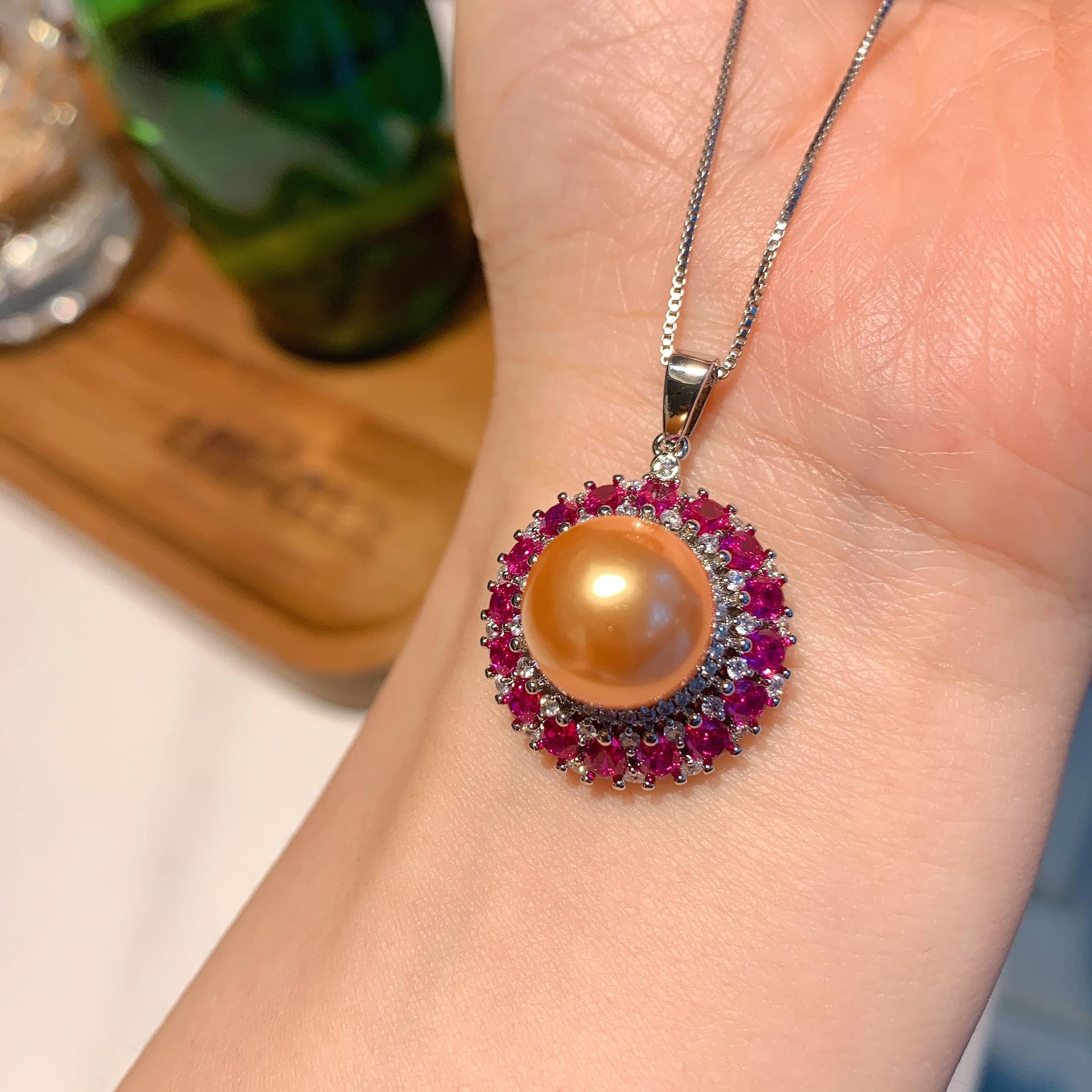 Australian Fritillary Pearl Earrings Women s Retro Court Port Style Temperament Earrings Slightly set with red treasure earrings