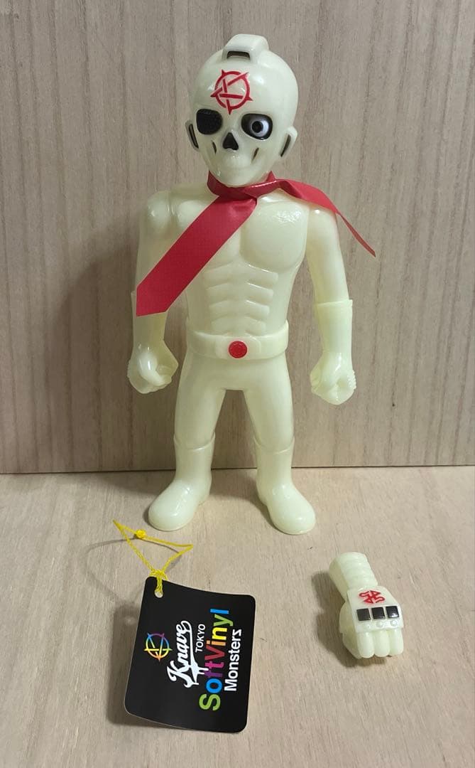 

[USED] Knave Gunjoe GID luminous molding