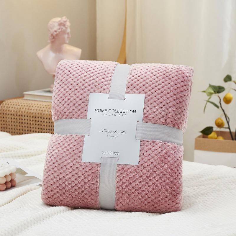Thick Solid Pineapple Grid Flannel Blankets Coral Fleece Air Conditioning Blanket For All Seasons Lightweight Cozy Nap Bedspread