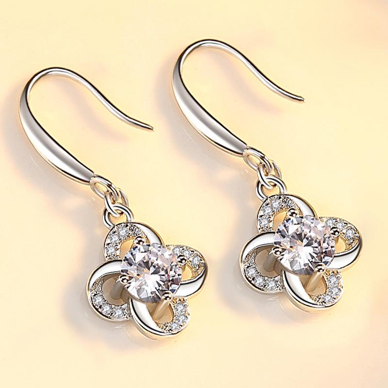 Korean Style Long Four-Leaf Clover Zirconia Earrings - Celebrity-Inspired Design