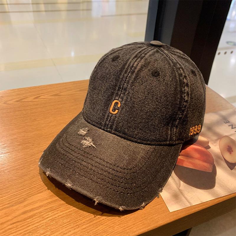 

Broken hole denim baseball cap with adjustable big head circumference, universal duckbill cap, Korean casual versatile ins hat Adjustable чёрный