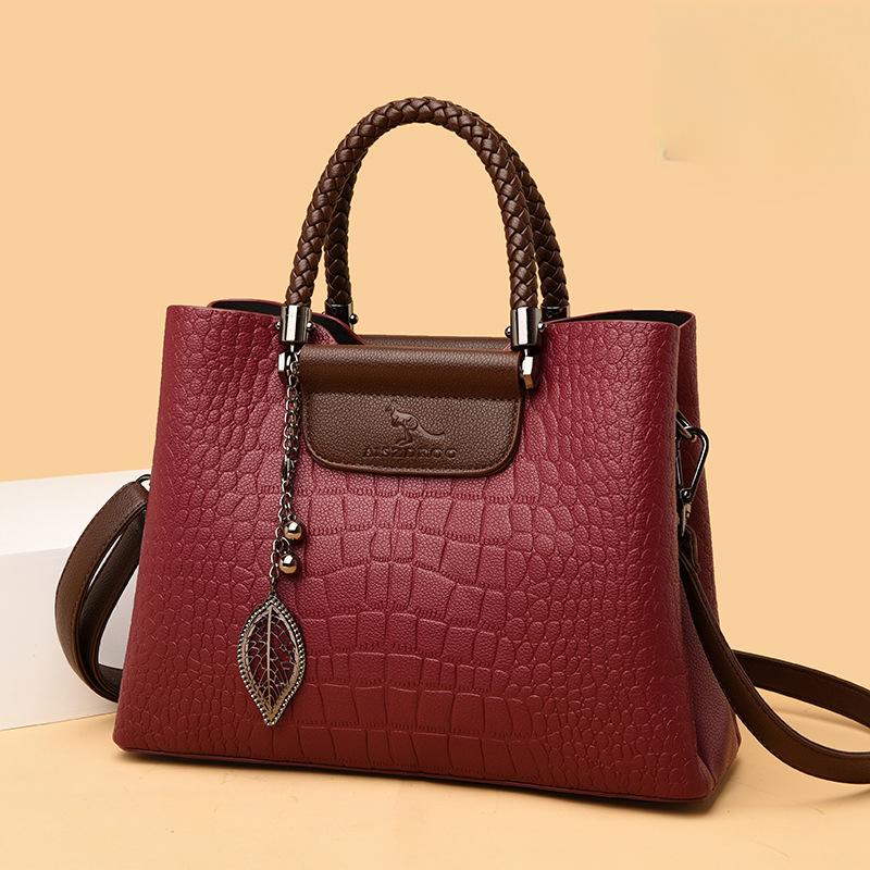 New Fashion and Atmospheric Multi-layer Crossbody Bag for Women Large Capacity Shoulder Bag for Women