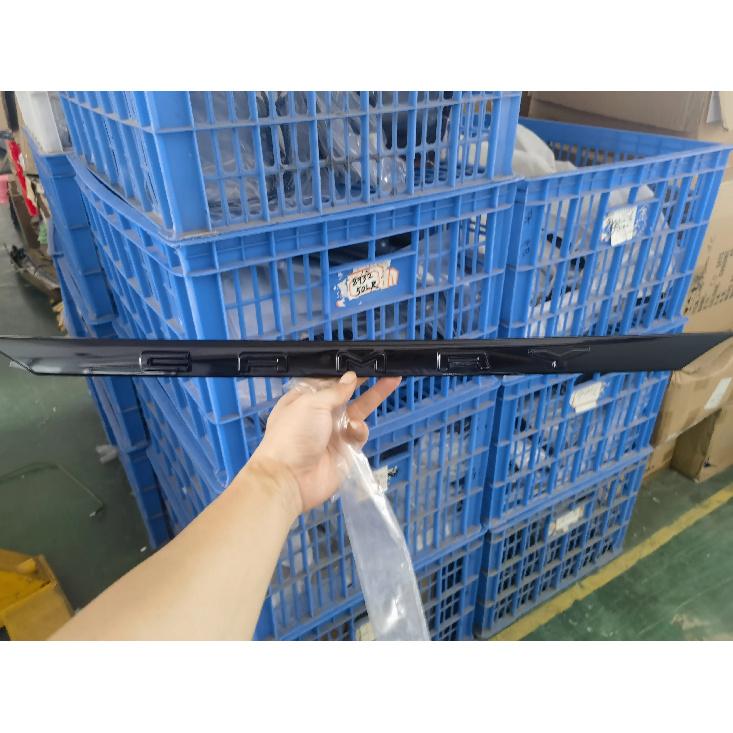 1pcs New Paste Style Car ABS Chrome Carbon Accessories Plated Rear Trunk Lid Cover Trim 2018   For Toyota Camry 8