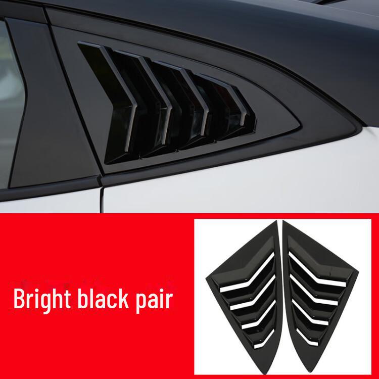 

Changan UNIV Треугольные накладки на задние окна - наклейки с акульими жабрами