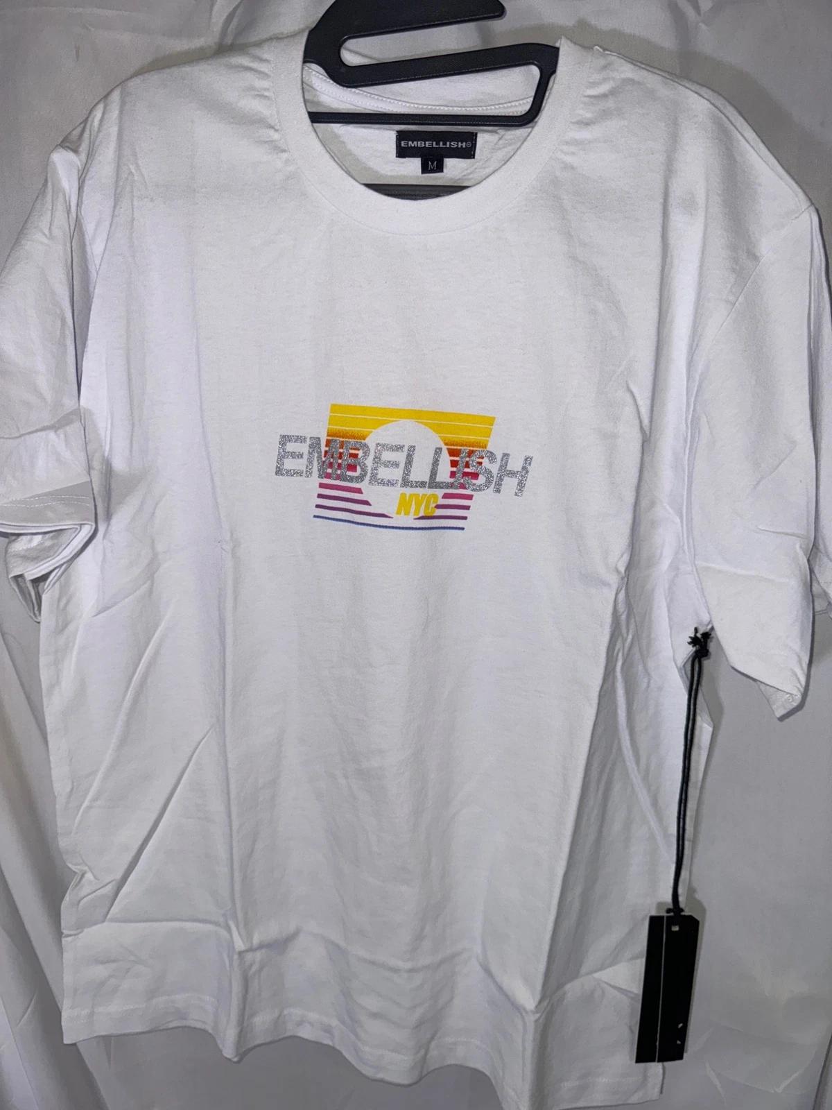 

Embellish NYC Mens White Graphic T-Shirt Retro Sunset Glitter Logo Size M NWT 2XL