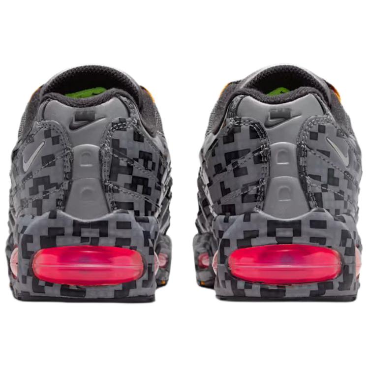 LEGO x Nike Air Max 95 Pixel Camo Kinder-Sneaker Schwarz Rauchgrau Metallisch-Silber-Schwarz-Universitäts-Gold-Volt-Hyper-Pink IO4799-001