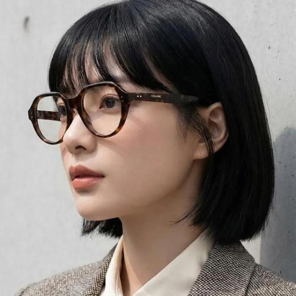 

[Celine] Eyeglass Frames CL50145I 052 Men s & Women s Leopard Print Round Horn-rimmed Fashion