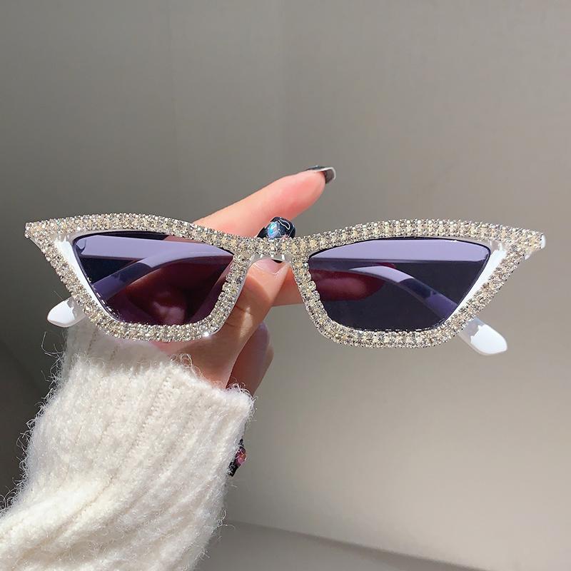 Vintage Cat Eye Sunglasses Woman Fashion Decor Party Sun Glasses with Rhinestones Stylish Brand Design Lady Sun Glasses
